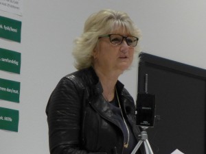P1060409B